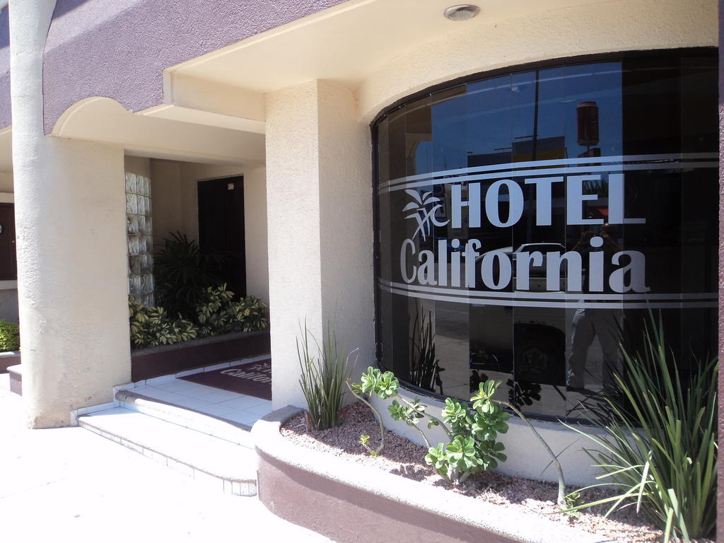 Hotel California 纳沃华 外观 照片